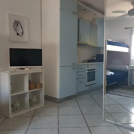 Smart Cozy 4 Pers. Apart. In Costa Ilios Myconos *