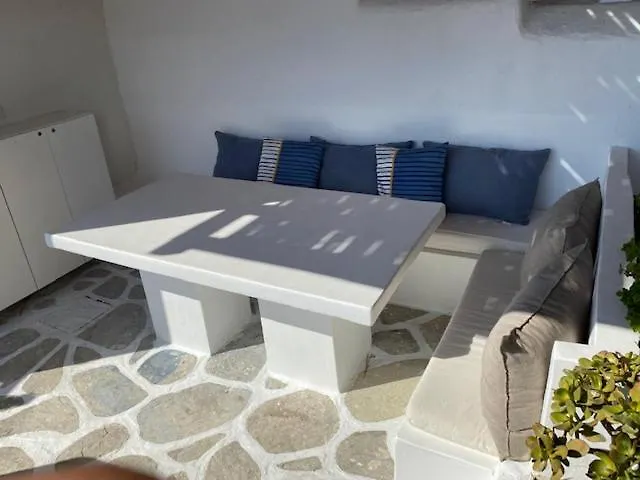 Smart Cozy 4 Pers. Apart. In Costa Ilios Myconos Apartamento