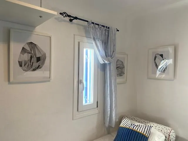 Smart Cozy 4 Pers. Apart. In Costa Ilios Myconos *